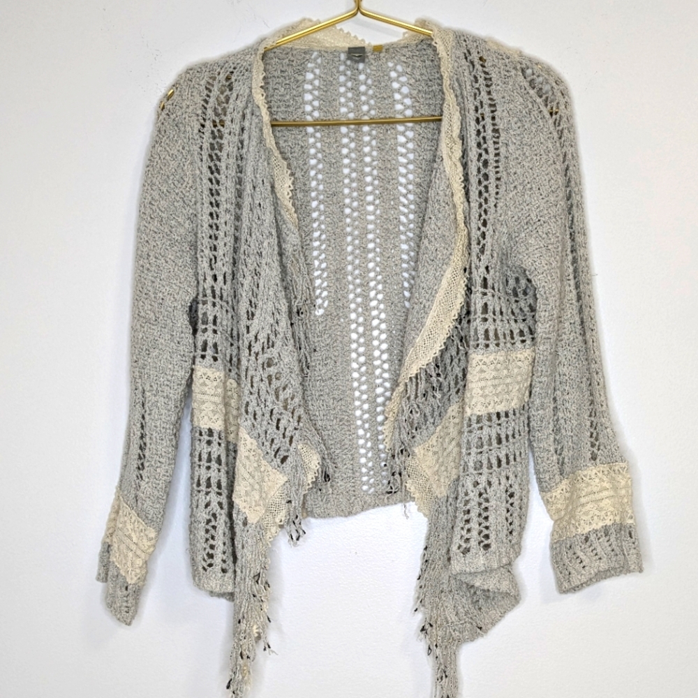 Anthropology Knitted & Knotted Medium Gray Yarn & Cream Lace Open Front Cardigan